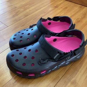 Mens 11 Post Malone crocs.